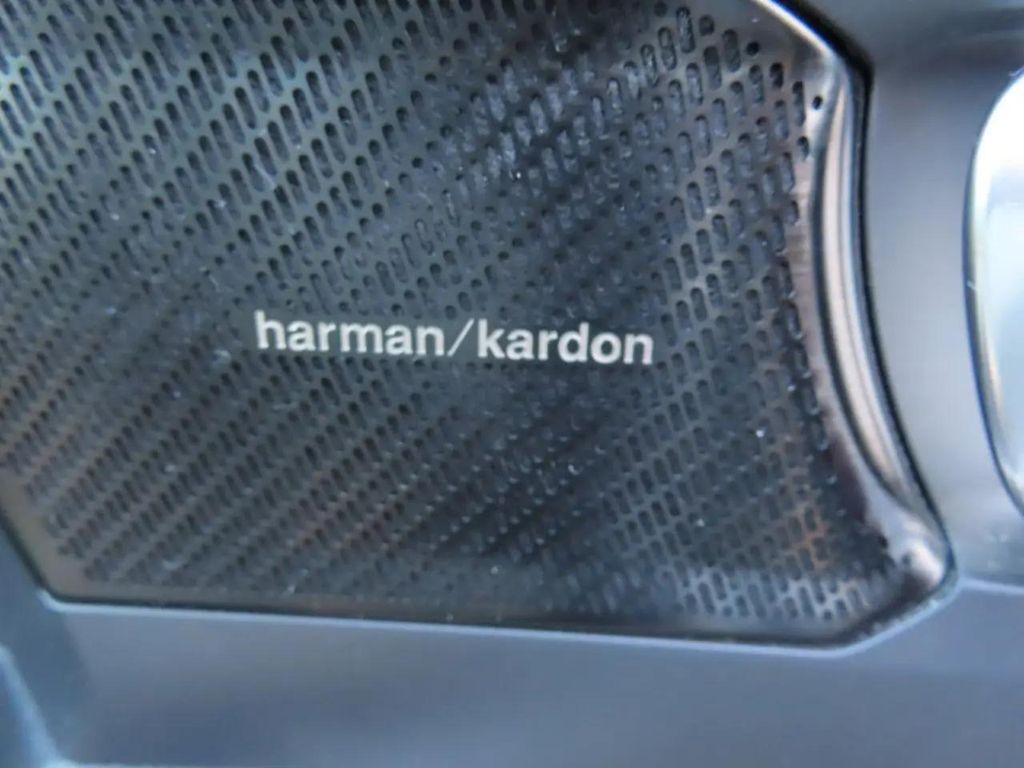 used 2021 Volvo XC40 car, priced at $15,990