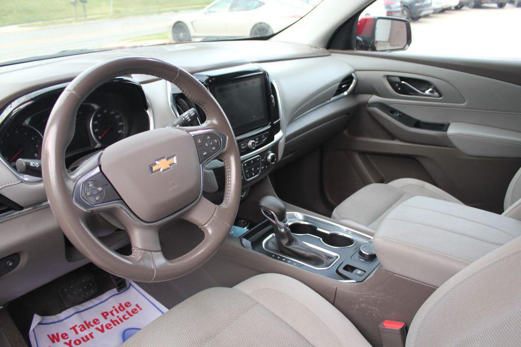 used 2021 Chevrolet Traverse car, priced at $15,800