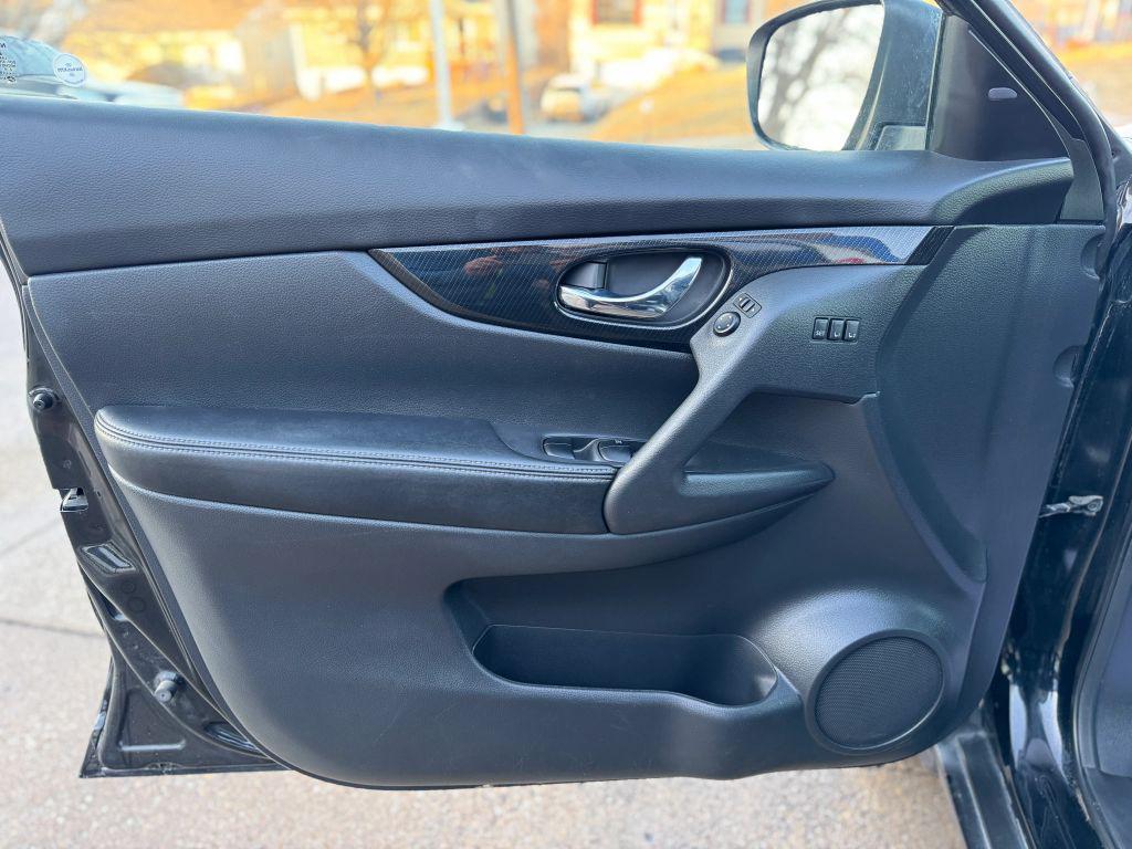 used 2019 Nissan Rogue car, priced at $15,800