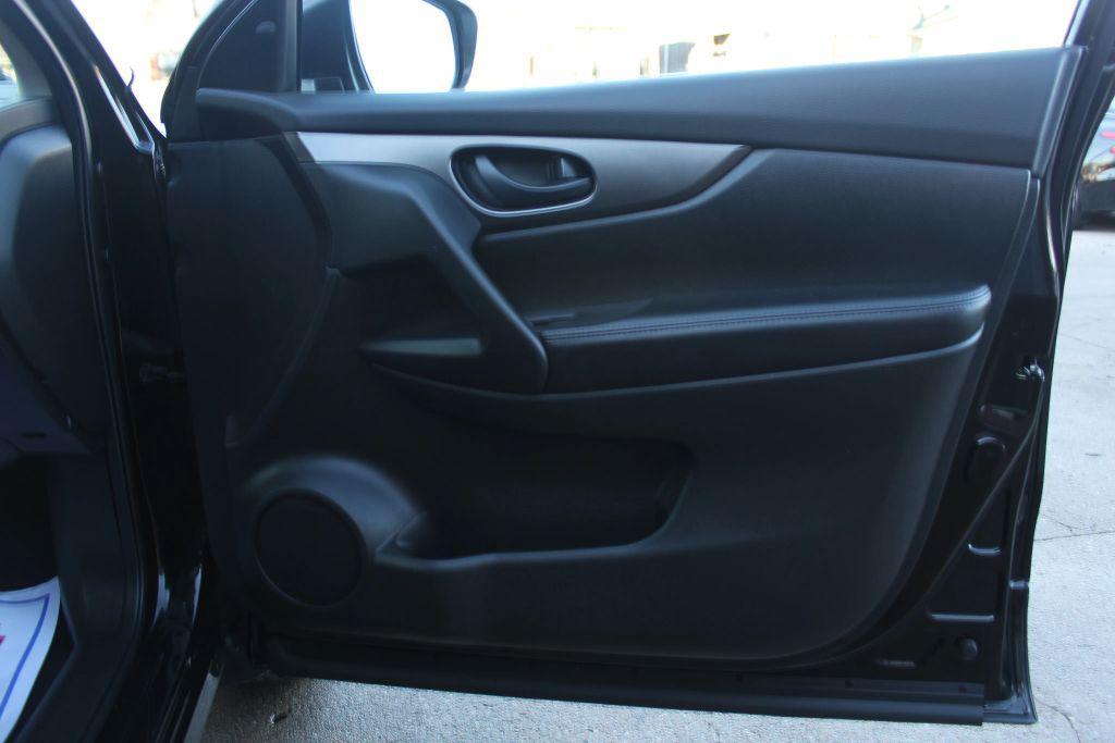 used 2020 Nissan Rogue Sport car, priced at $12,450