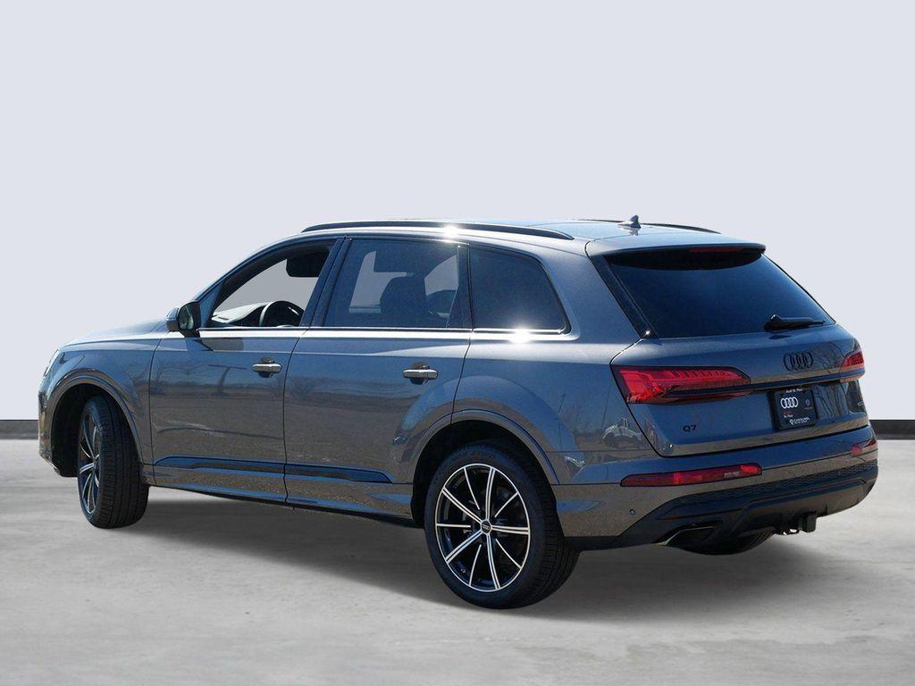 new 2026 Audi Q7 car, priced at $73,560