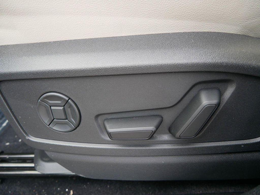 new 2025 Audi Q5 car, priced at $59,735