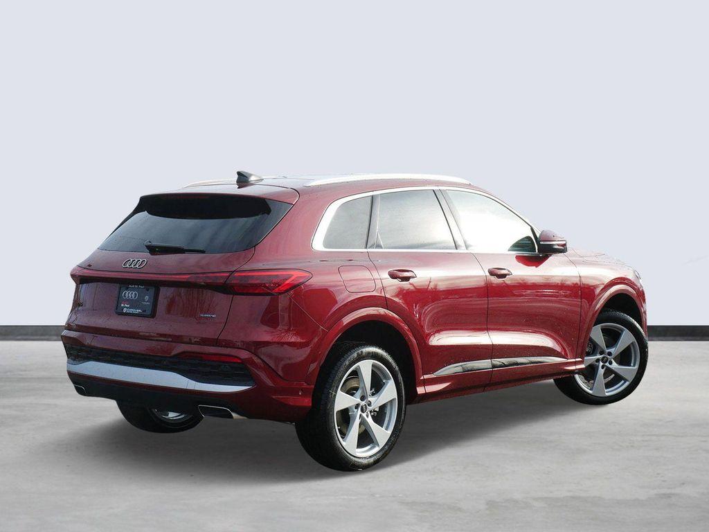 new 2025 Audi Q5 car, priced at $59,735