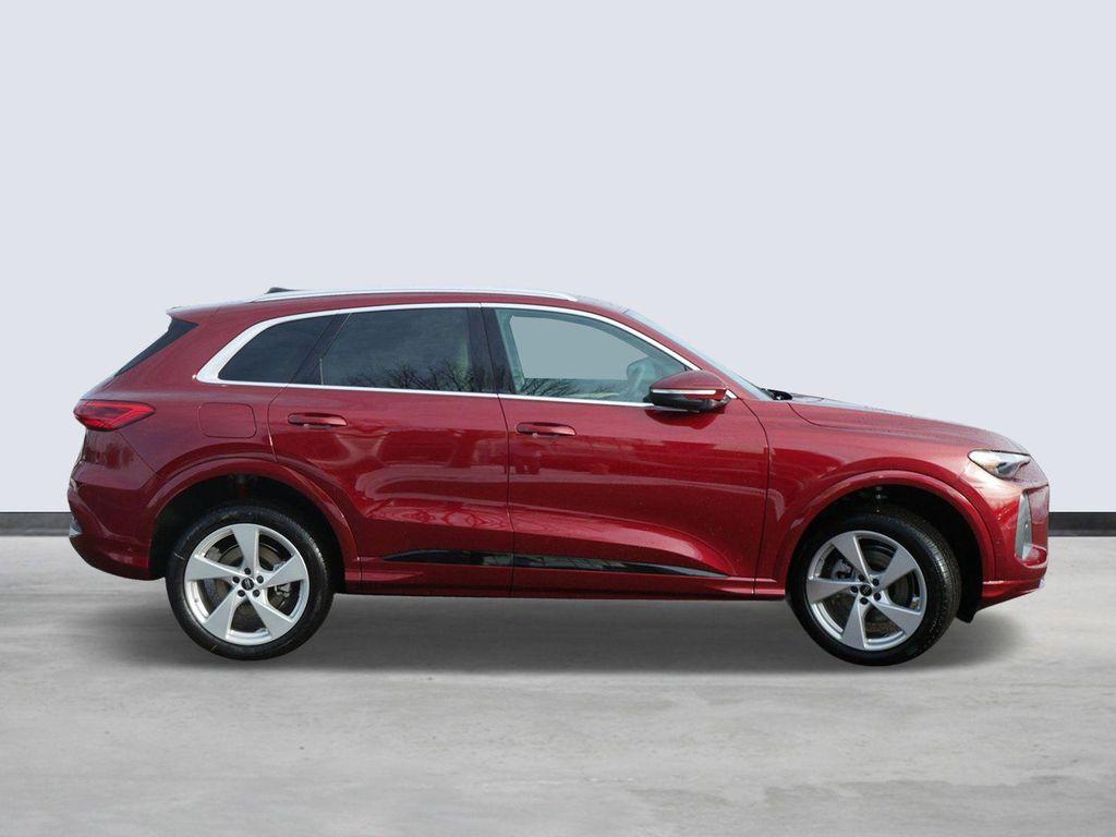 new 2025 Audi Q5 car, priced at $59,735