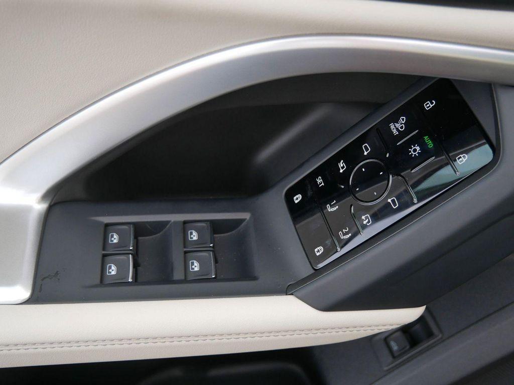 new 2025 Audi Q5 car, priced at $59,735