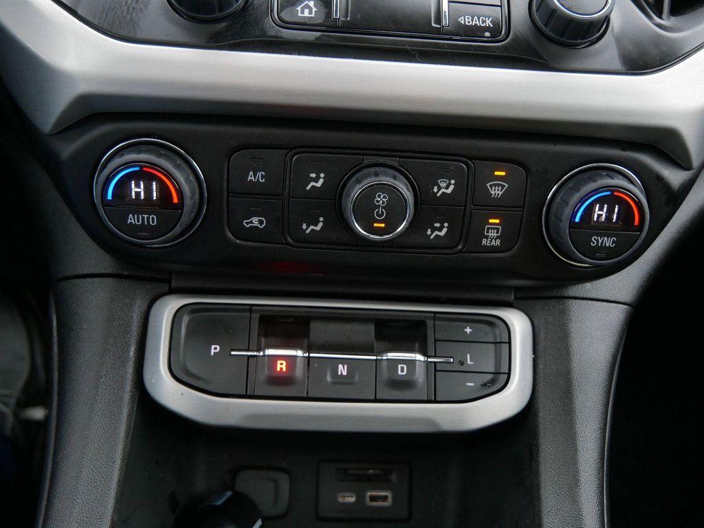 used 2023 GMC Acadia car, priced at $32,995