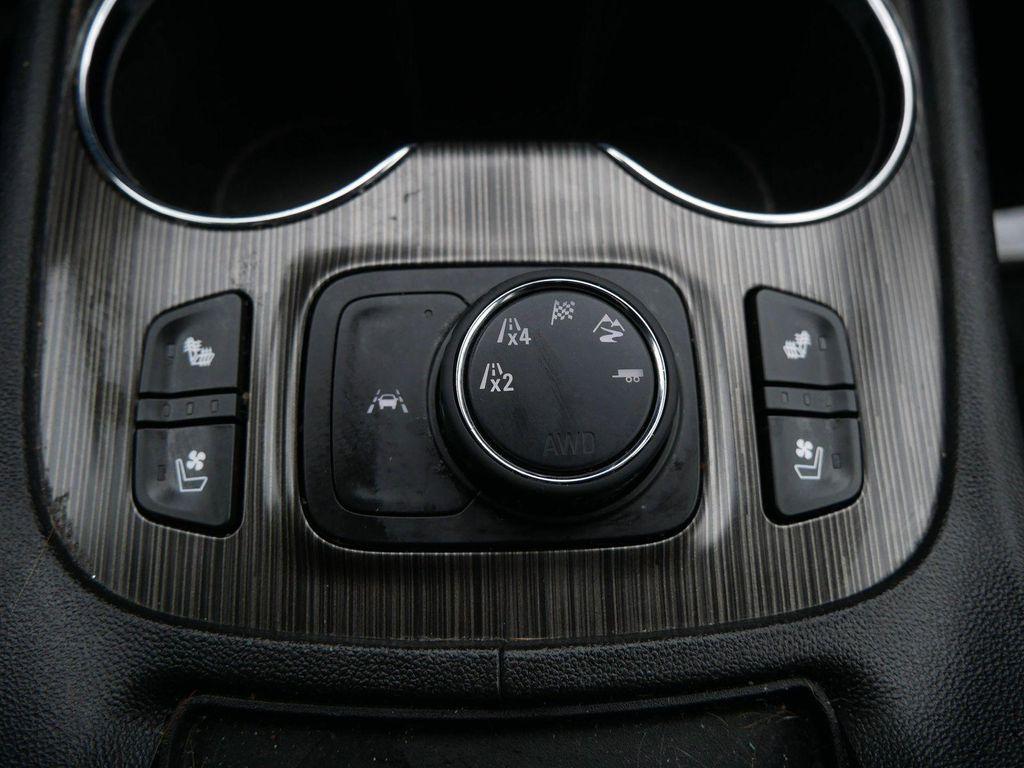 used 2023 GMC Acadia car, priced at $32,995