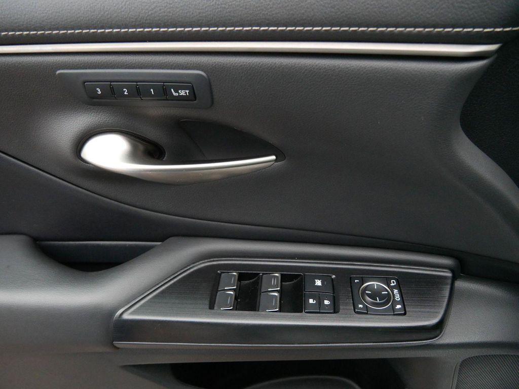 used 2021 Lexus ES 350 car, priced at $33,995