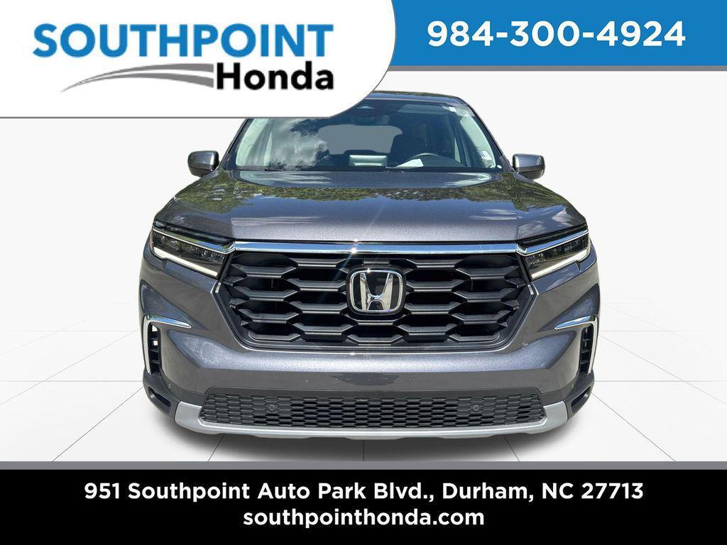 used 2025 Honda Pilot car, priced at $42,052