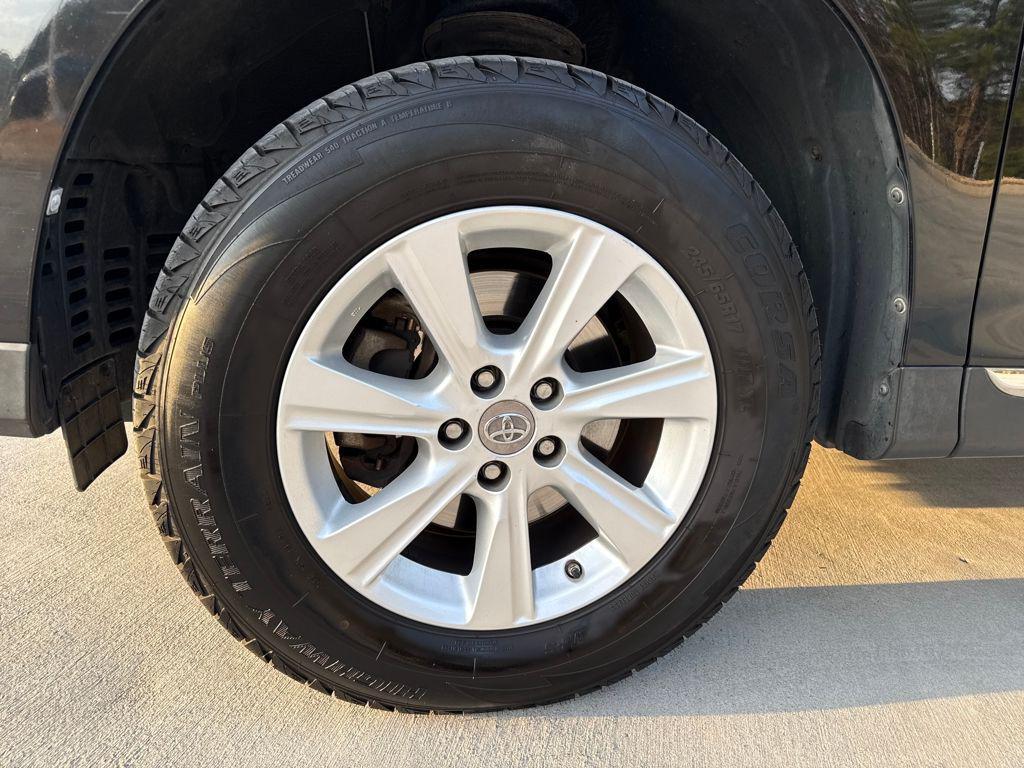 used 2011 Toyota Highlander car, priced at $7,815