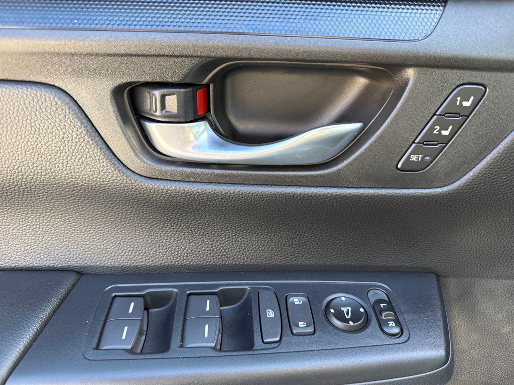 new 2026 Honda CR-V Hybrid car, priced at $38,709