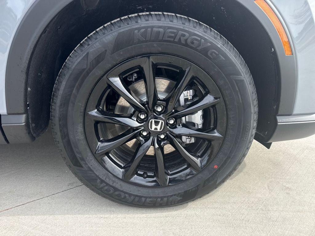 new 2026 Honda CR-V Hybrid car, priced at $40,131