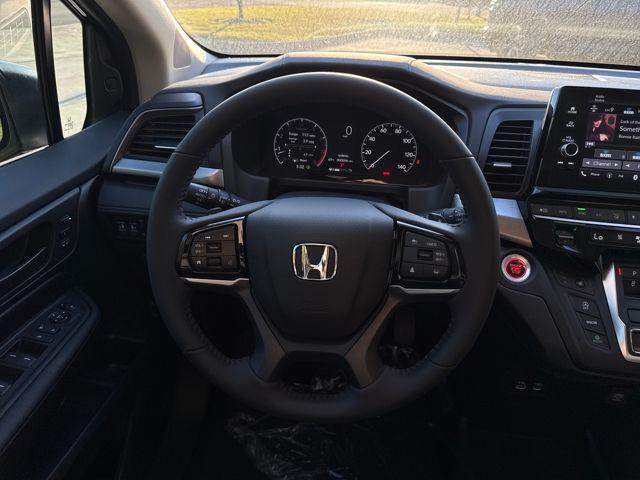 new 2026 Honda Odyssey car, priced at $42,026