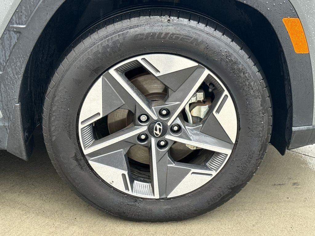 used 2025 Hyundai Tucson car, priced at $25,079