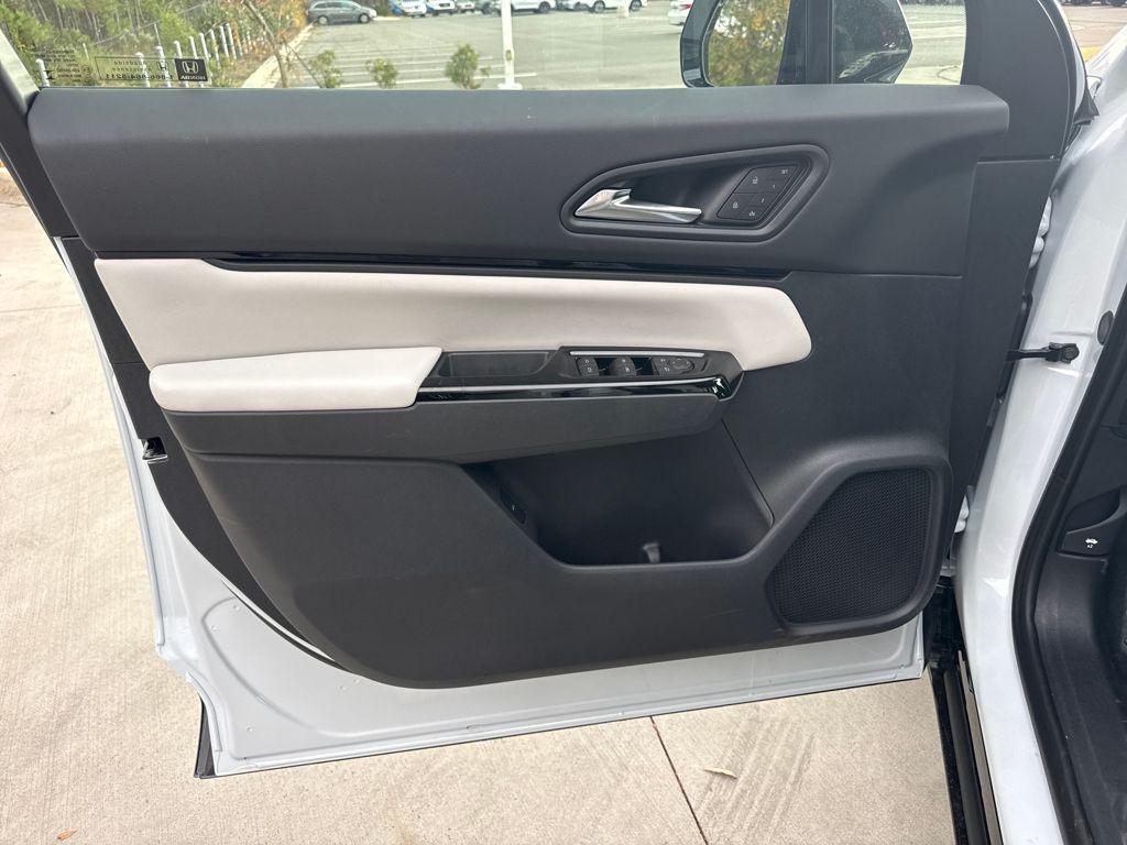 new 2026 Honda Prologue car, priced at $49,330