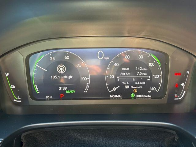new 2026 Honda CR-V Hybrid car, priced at $39,624