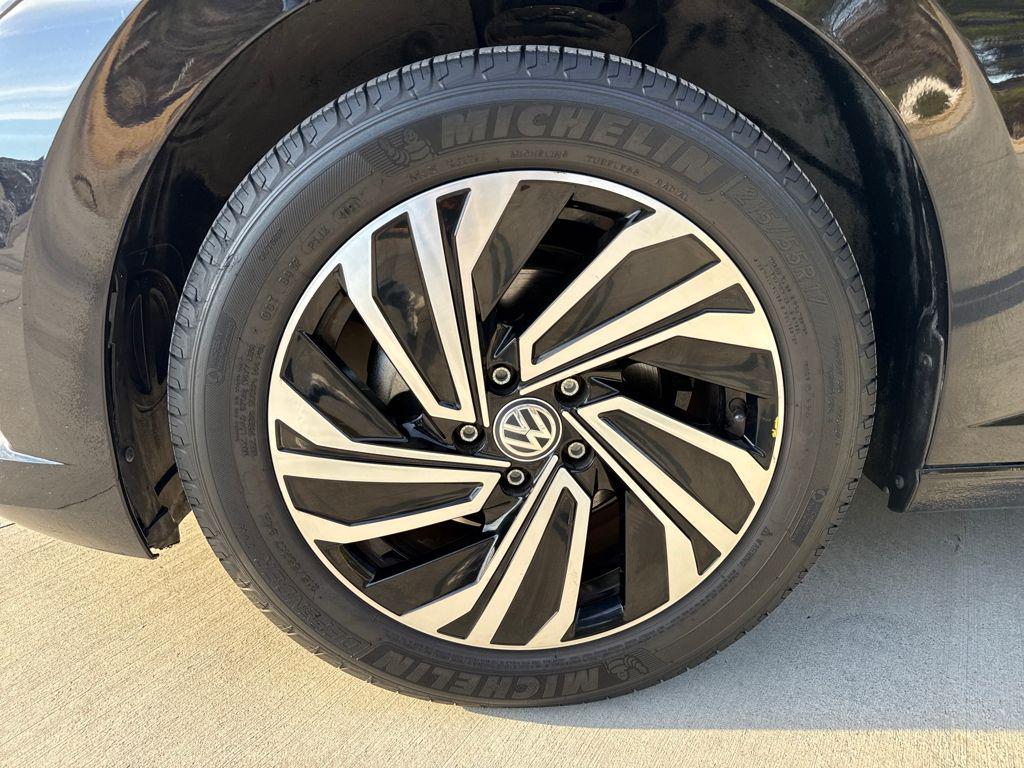 used 2021 Volkswagen Jetta car, priced at $16,274