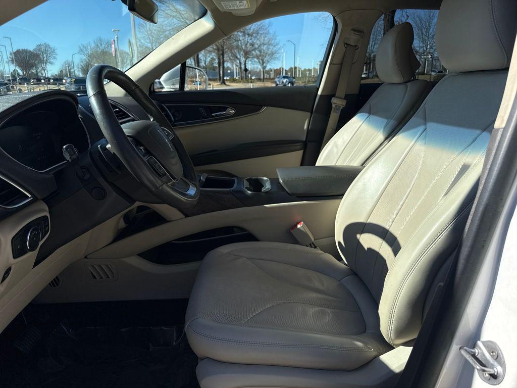 used 2019 Lincoln Nautilus car, priced at $15,346