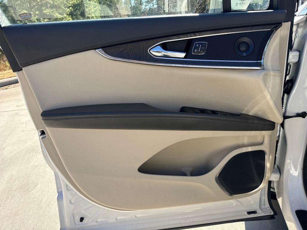 used 2019 Lincoln Nautilus car, priced at $15,346