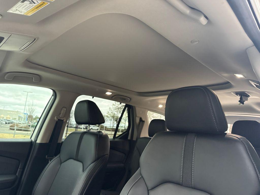 used 2025 Honda Pilot car, priced at $45,309