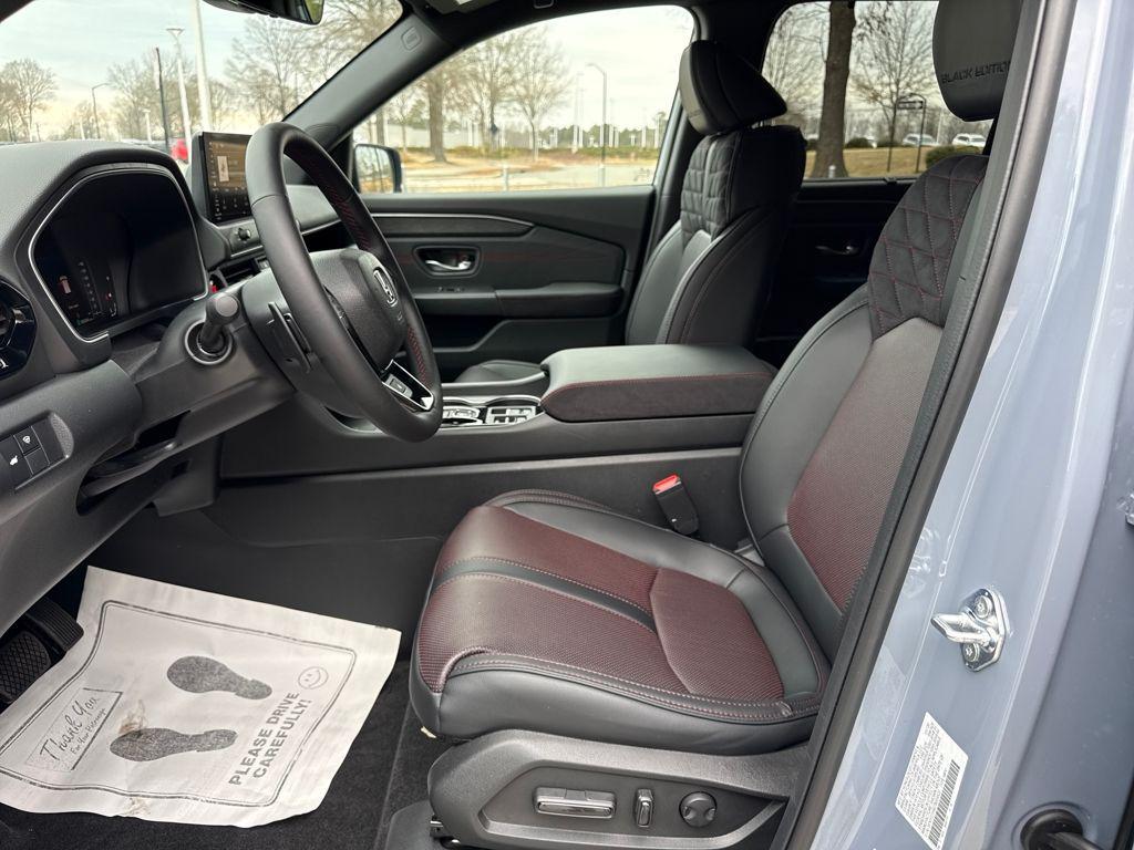 new 2026 Honda Pilot car, priced at $56,697