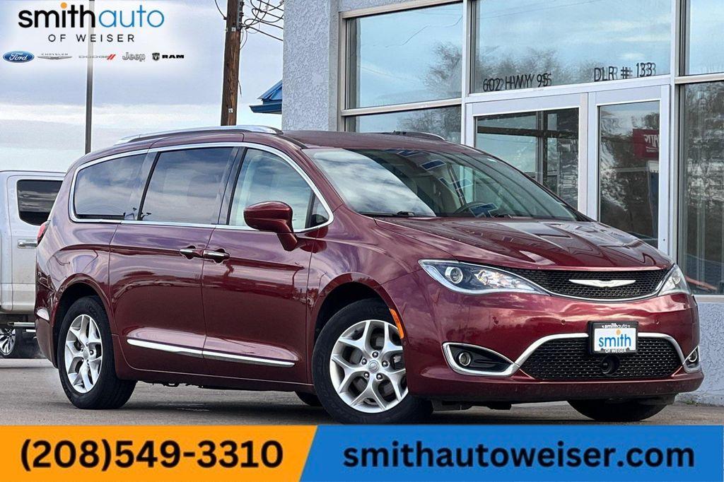 used 2020 Chrysler Pacifica car, priced at $22,496