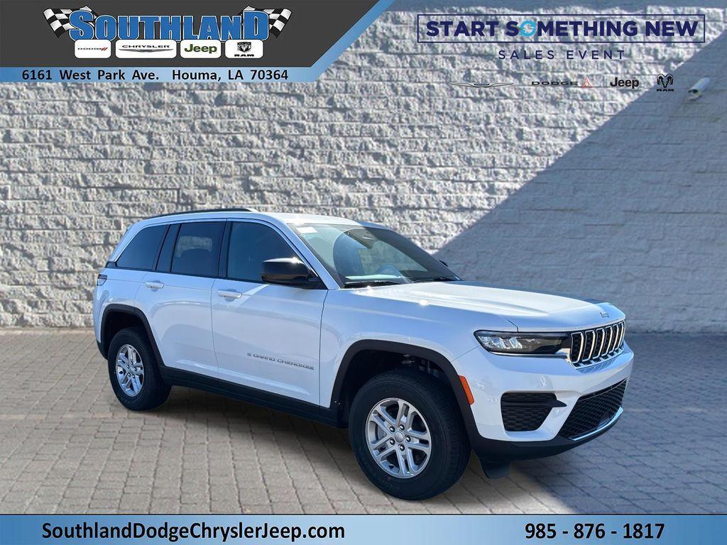 new 2025 Jeep Grand Cherokee car, priced at $37,090