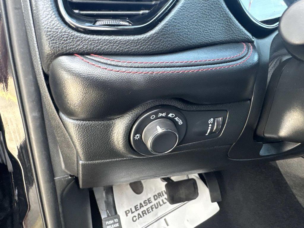 used 2024 Dodge Durango car, priced at $35,997