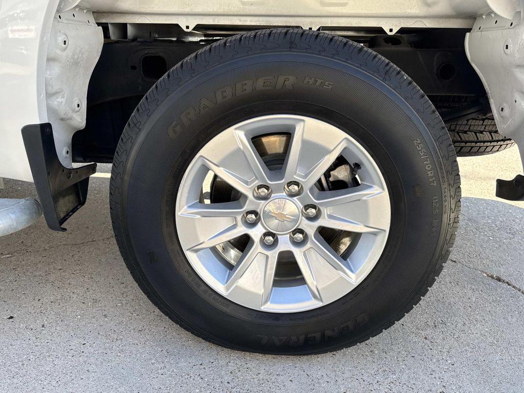 used 2024 Chevrolet Silverado 1500 car, priced at $28,997