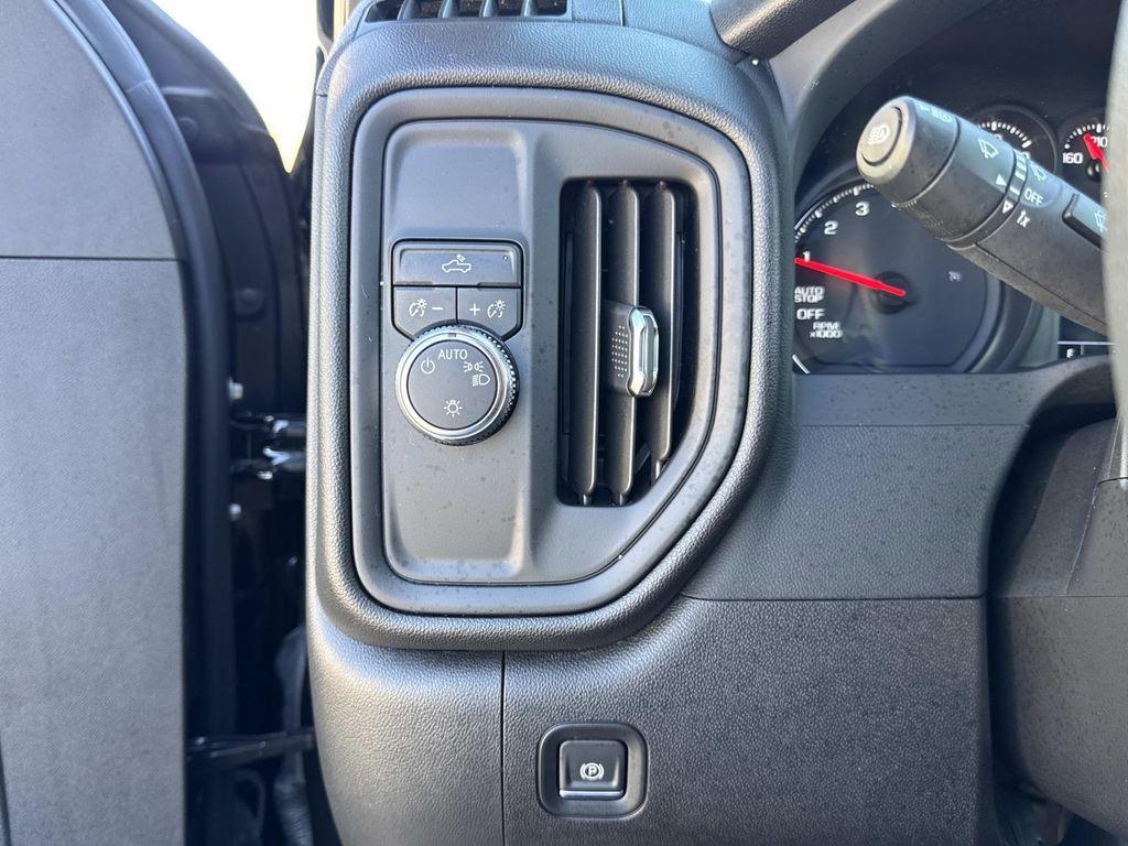 used 2024 GMC Sierra 1500 car, priced at $34,997