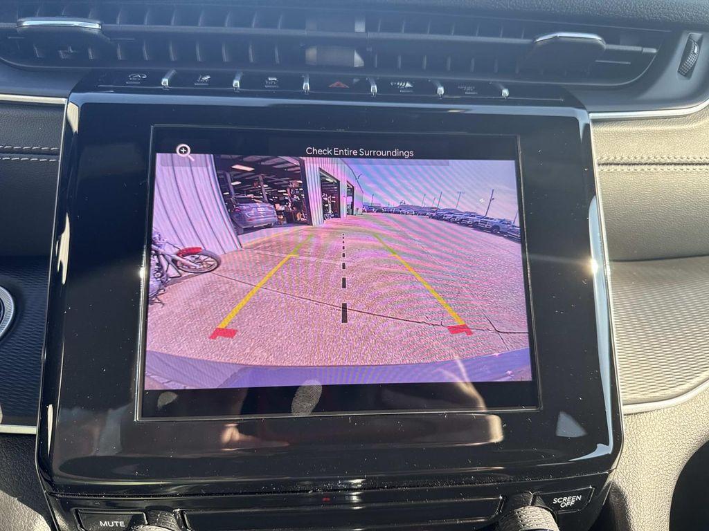 new 2025 Jeep Grand Cherokee L car, priced at $39,625