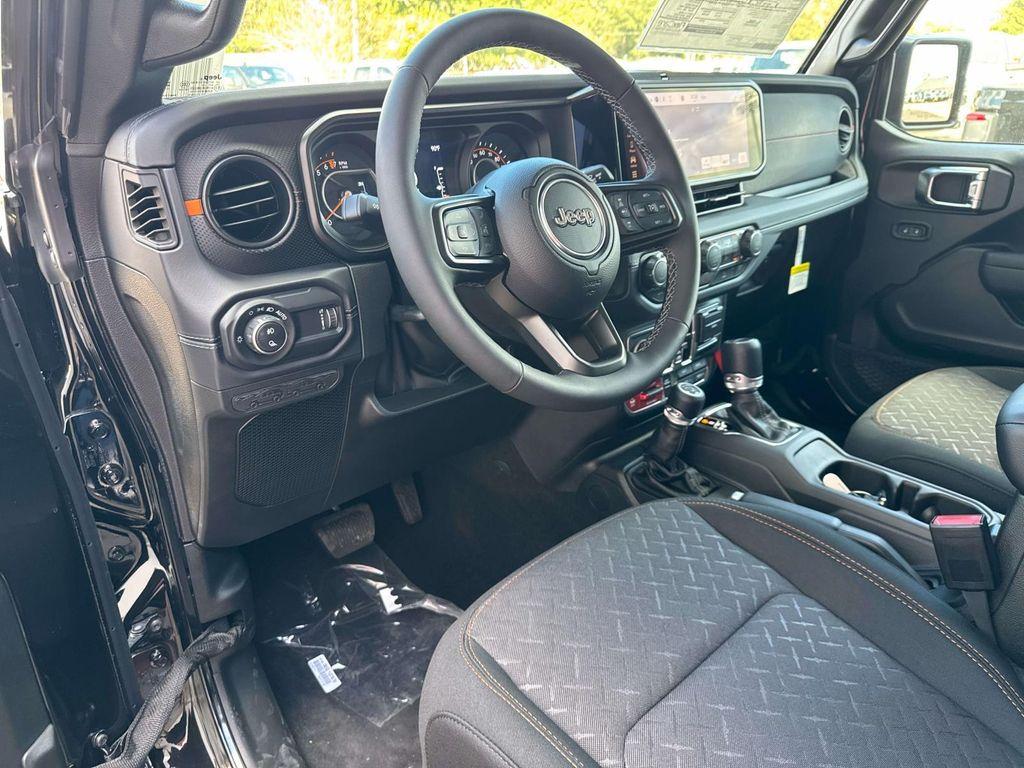new 2025 Jeep Gladiator car, priced at $53,105