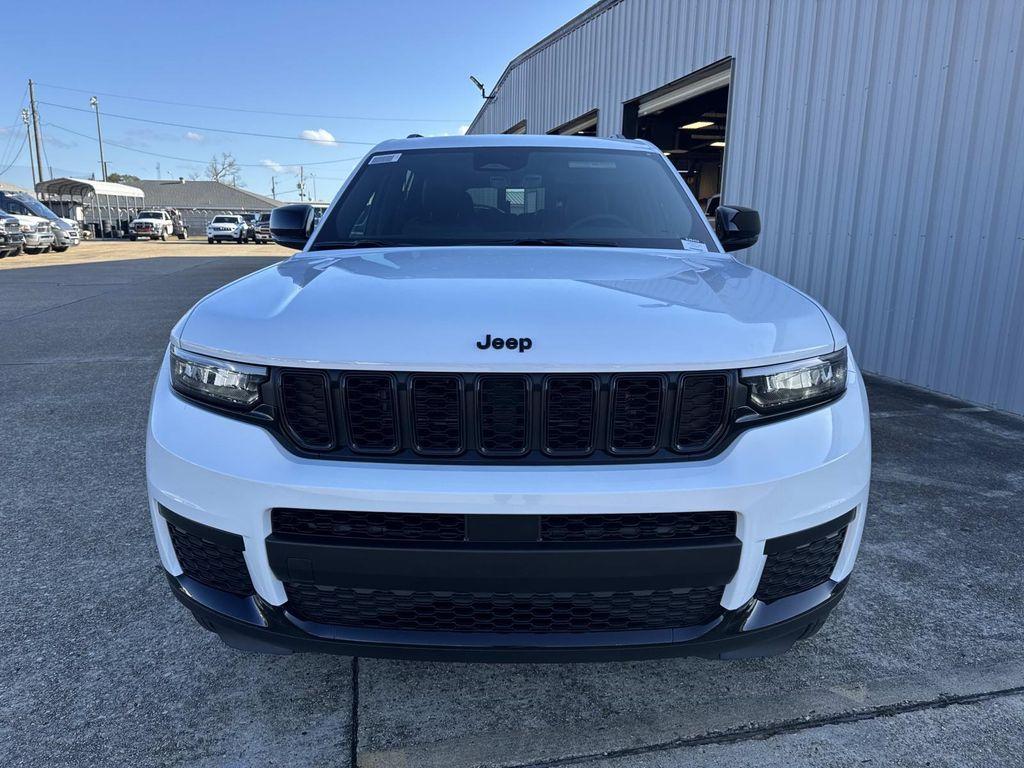 new 2025 Jeep Grand Cherokee L car, priced at $44,135