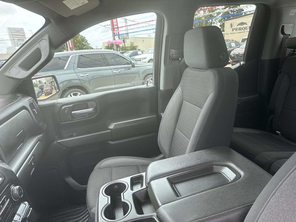 used 2024 Chevrolet Silverado 1500 car, priced at $32,997