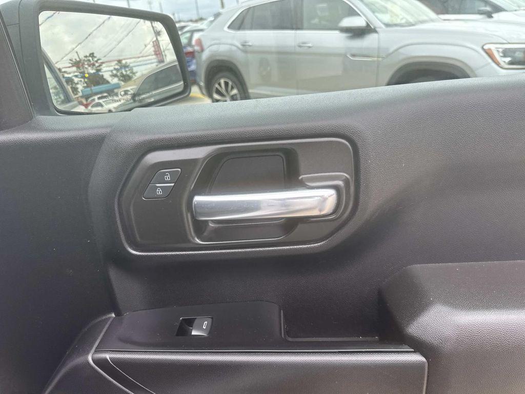 used 2024 Chevrolet Silverado 1500 car, priced at $32,997