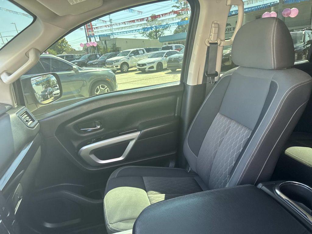 used 2024 Nissan Titan car, priced at $39,997