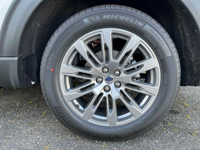 new 2025 Ford Explorer car, priced at $51,690