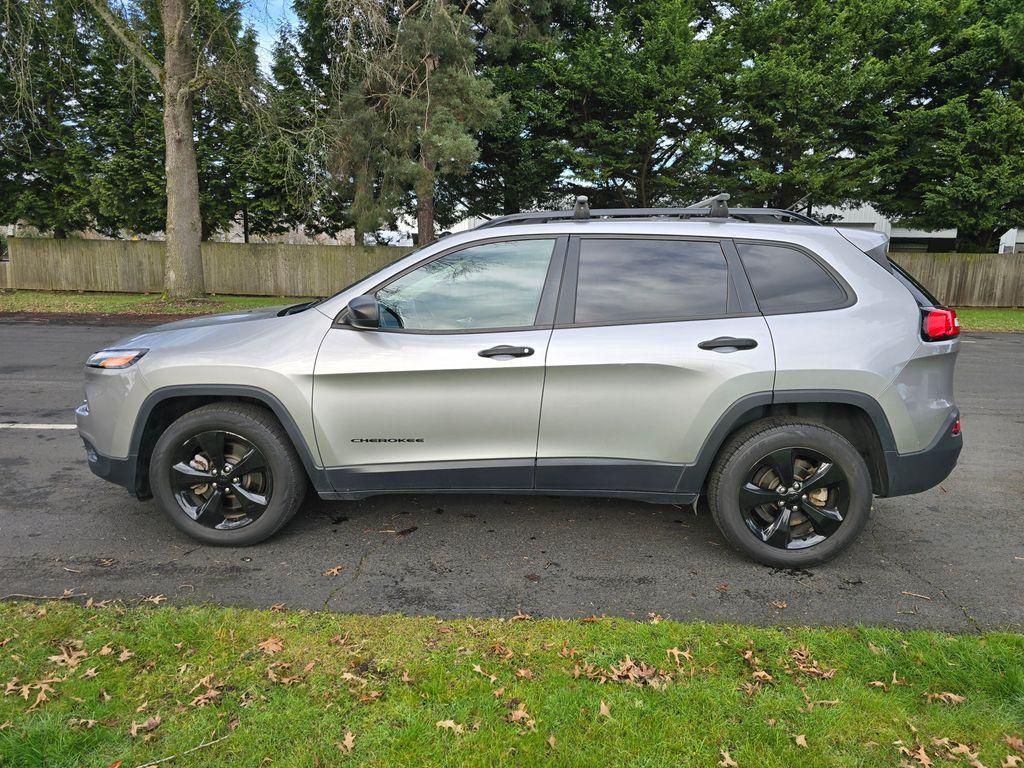 used 2017 Jeep Cherokee car, priced at $9,881