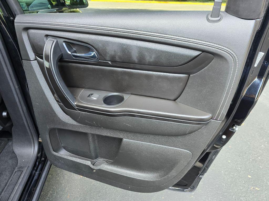 used 2016 Chevrolet Traverse car, priced at $11,481