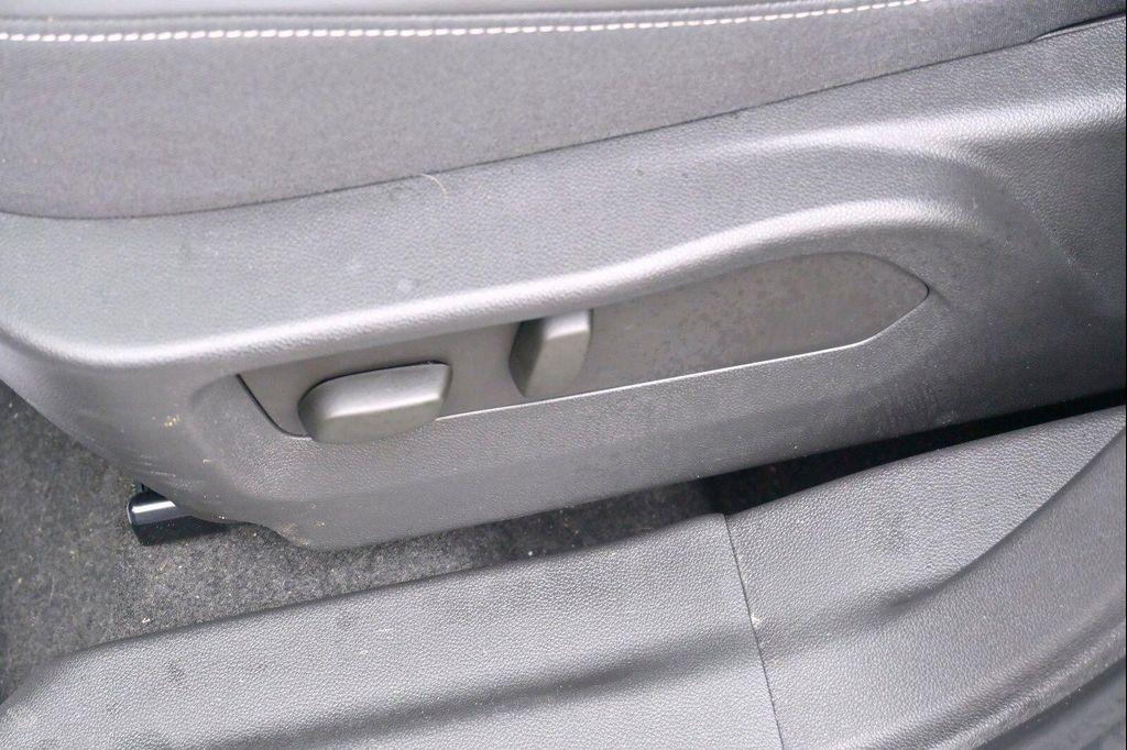 used 2023 Buick Envision car, priced at $26,674