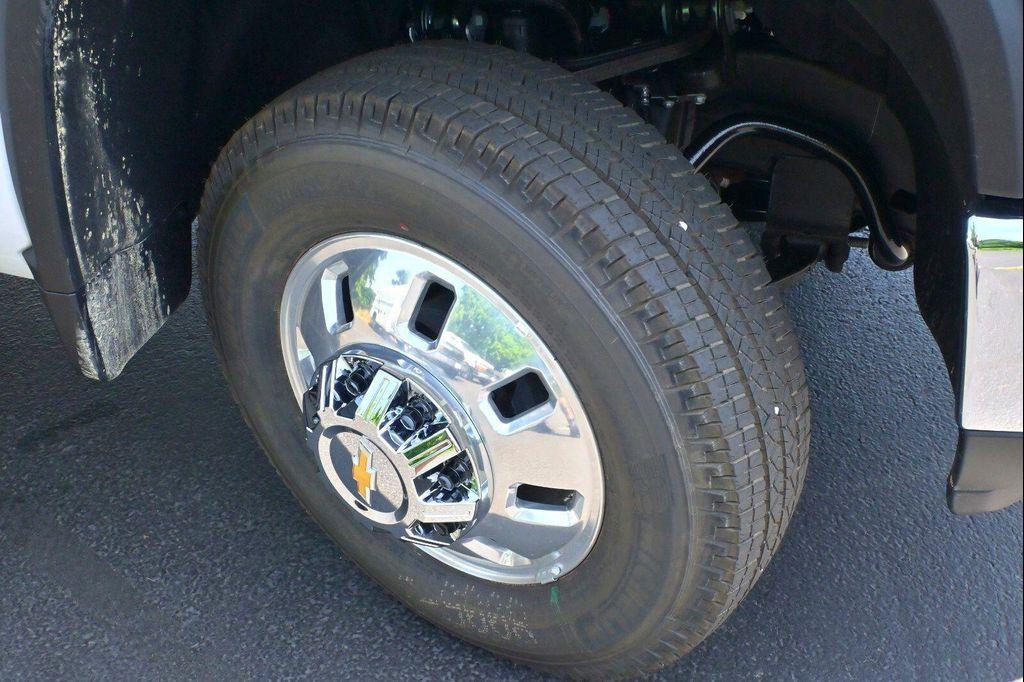 new 2025 Chevrolet Silverado 3500 car, priced at $73,995
