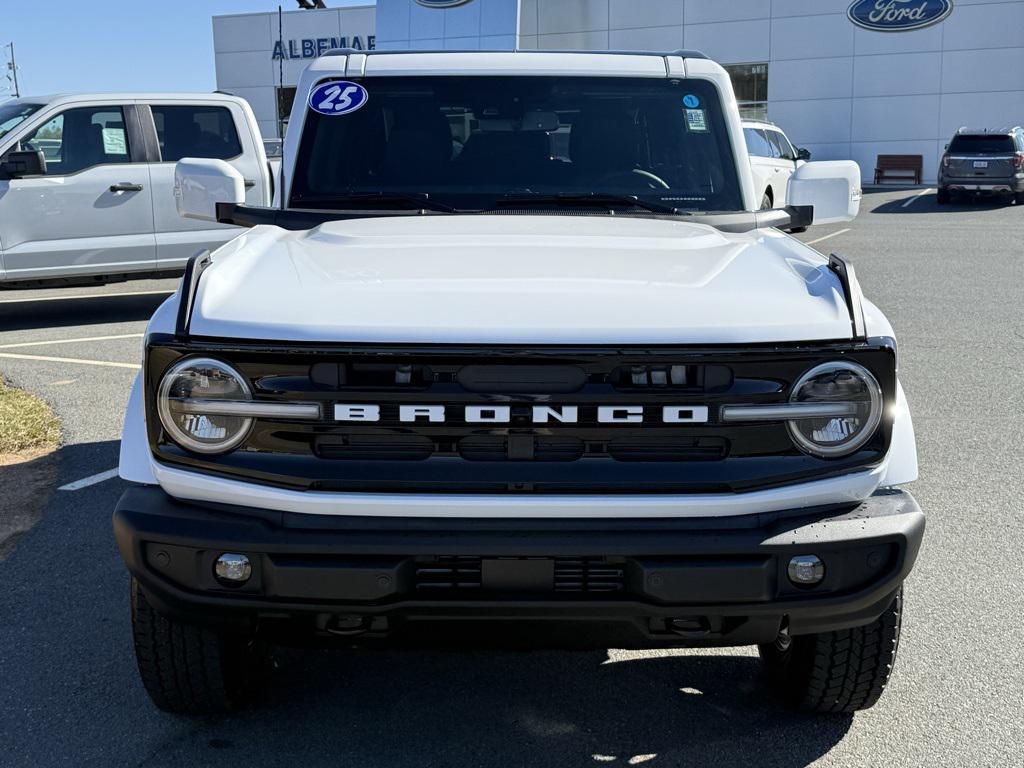new 2025 Ford Bronco car, priced at $52,277