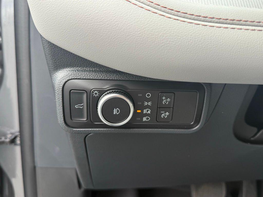 new 2025 Ford Explorer car, priced at $39,777