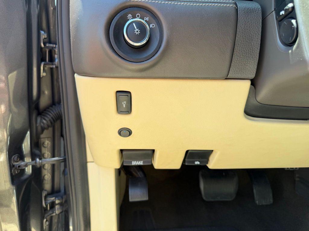 used 2015 Lincoln Navigator car, priced at $21,777