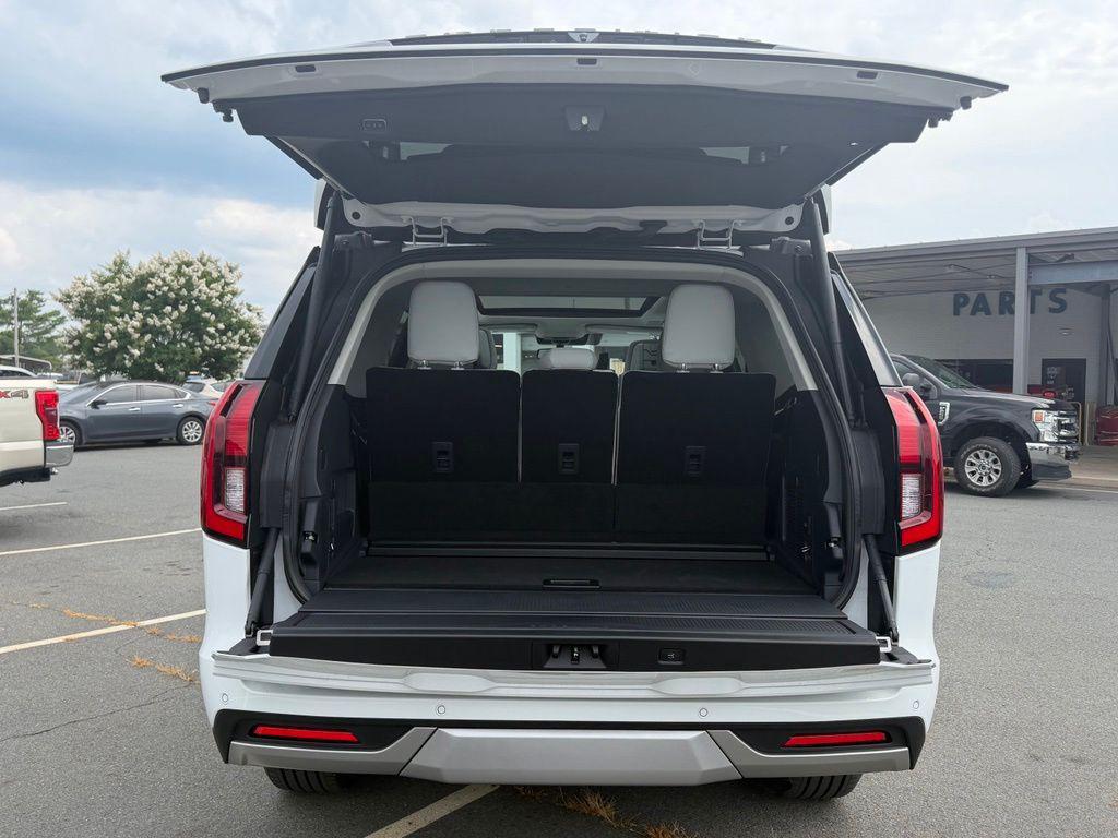 new 2026 Ford Expedition car, priced at $85,177