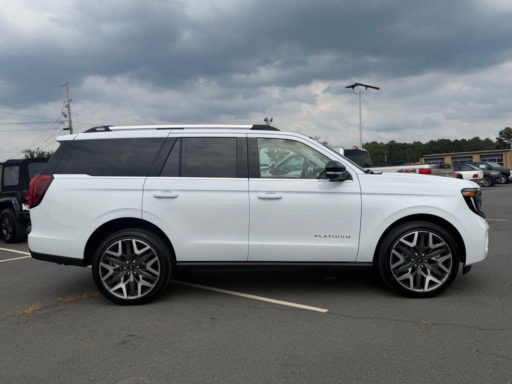 new 2026 Ford Expedition car, priced at $85,177