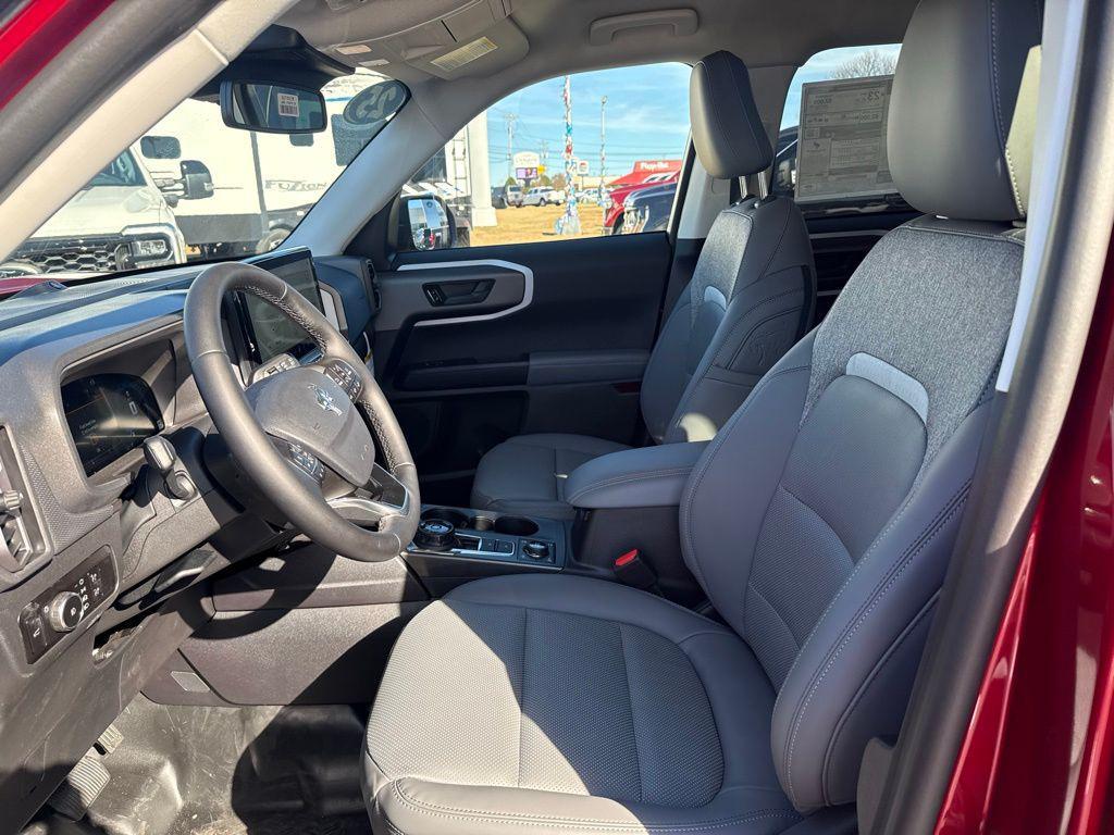 new 2025 Ford Bronco Sport car, priced at $39,777