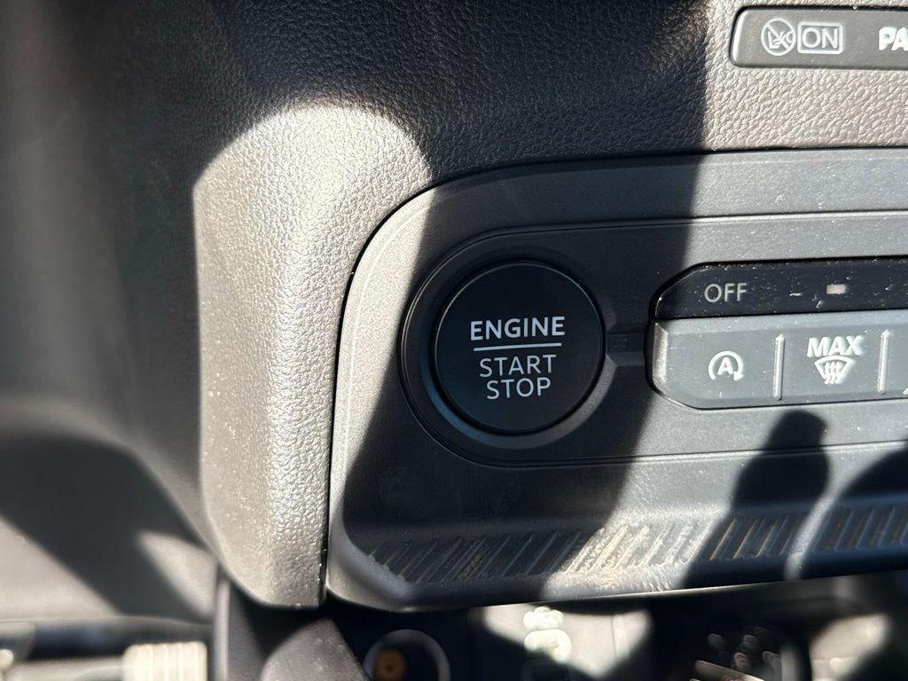 new 2025 Ford Bronco Sport car, priced at $39,777