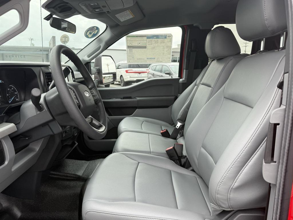 new 2025 Ford F-250 car, priced at $58,277