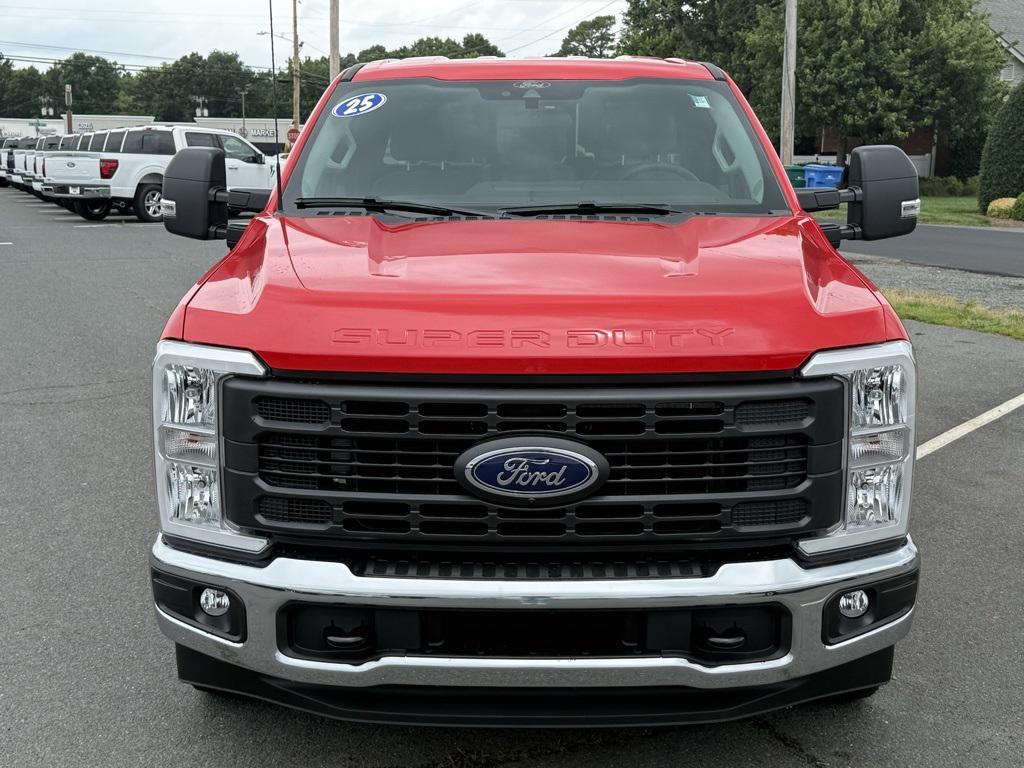 new 2025 Ford F-250 car, priced at $58,277